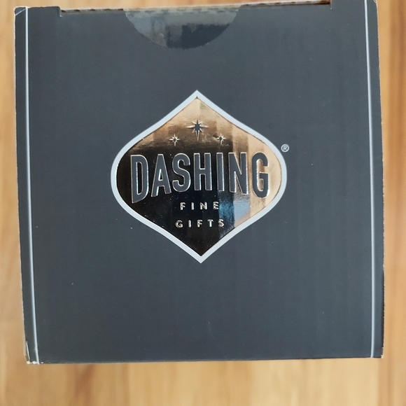 Dashing Astroturf Can Koozie Set of 2 Football Field With Yard Lines New in Box - Picture 5 of 5
